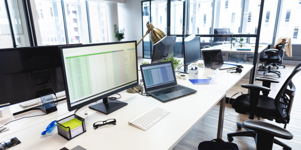 Proyectos de ICT Oficinas / Locales Comerciales Malgrat de Mar · Wi-Fi y redes privadas